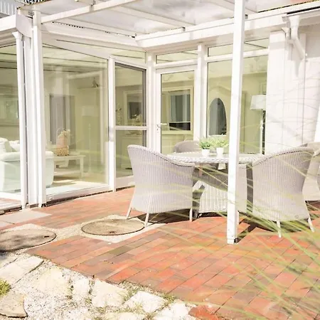 Apartment Weiss Schillig