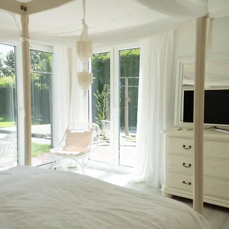 アパート Weiss *